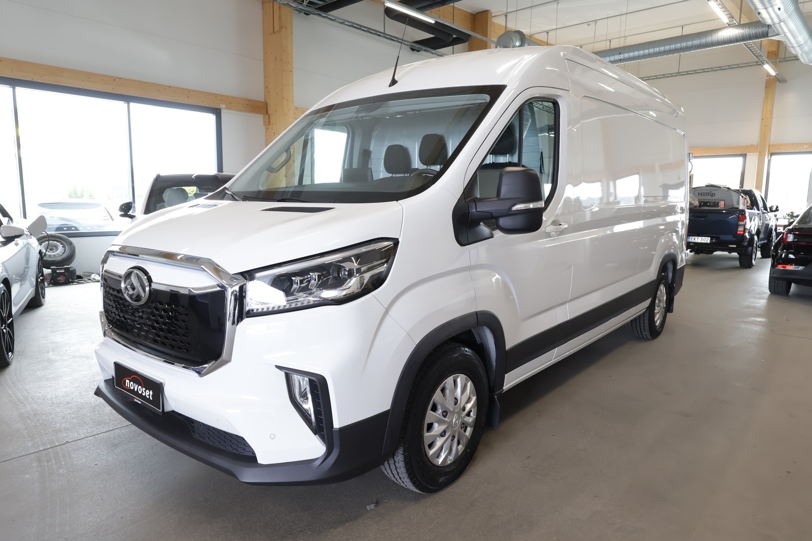 MAXUS E-DELIVER 9 2024