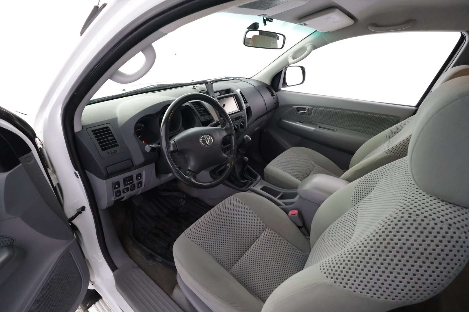 TOYOTA Hilux 2010