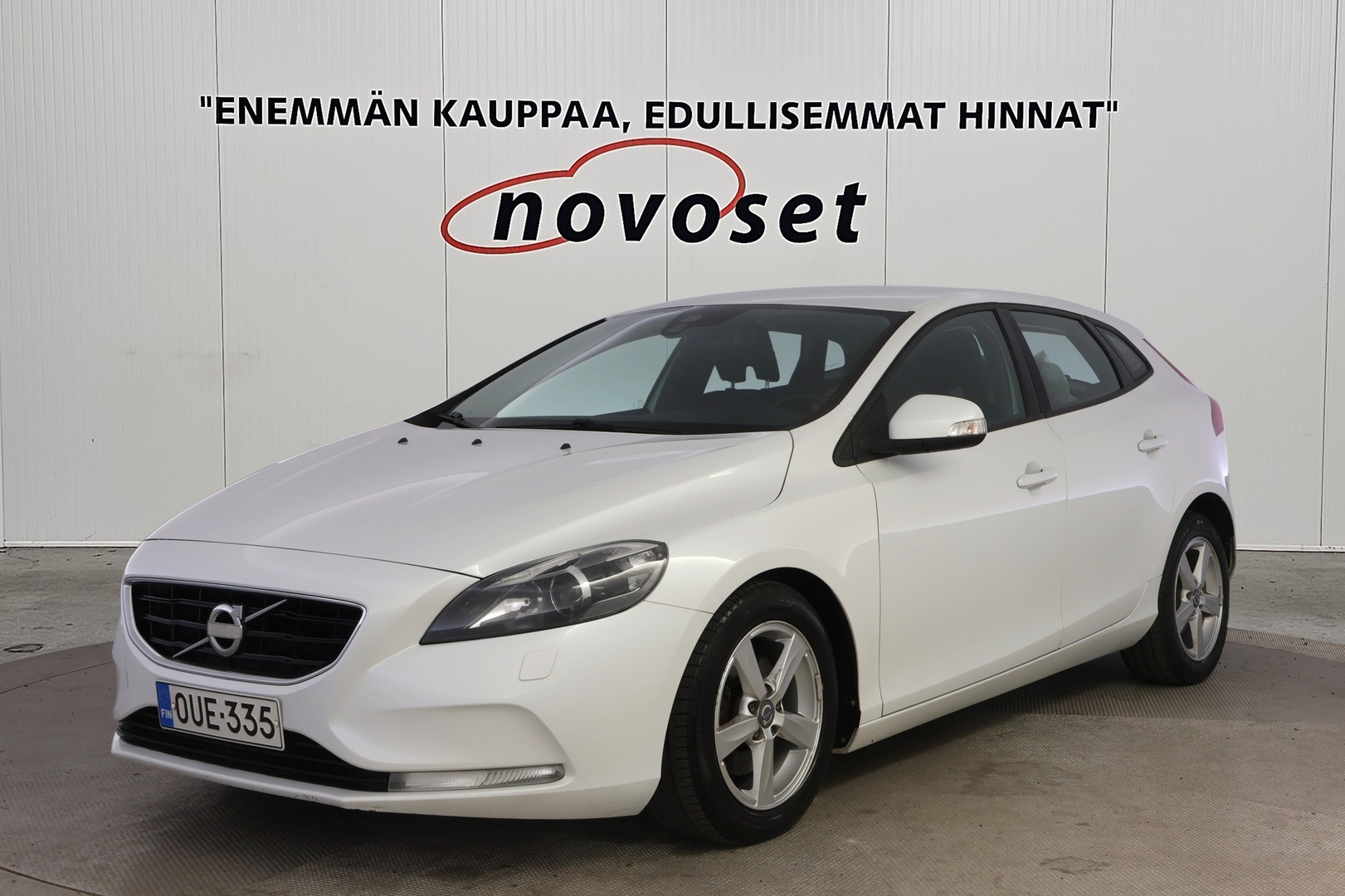 VOLVO V40 2013