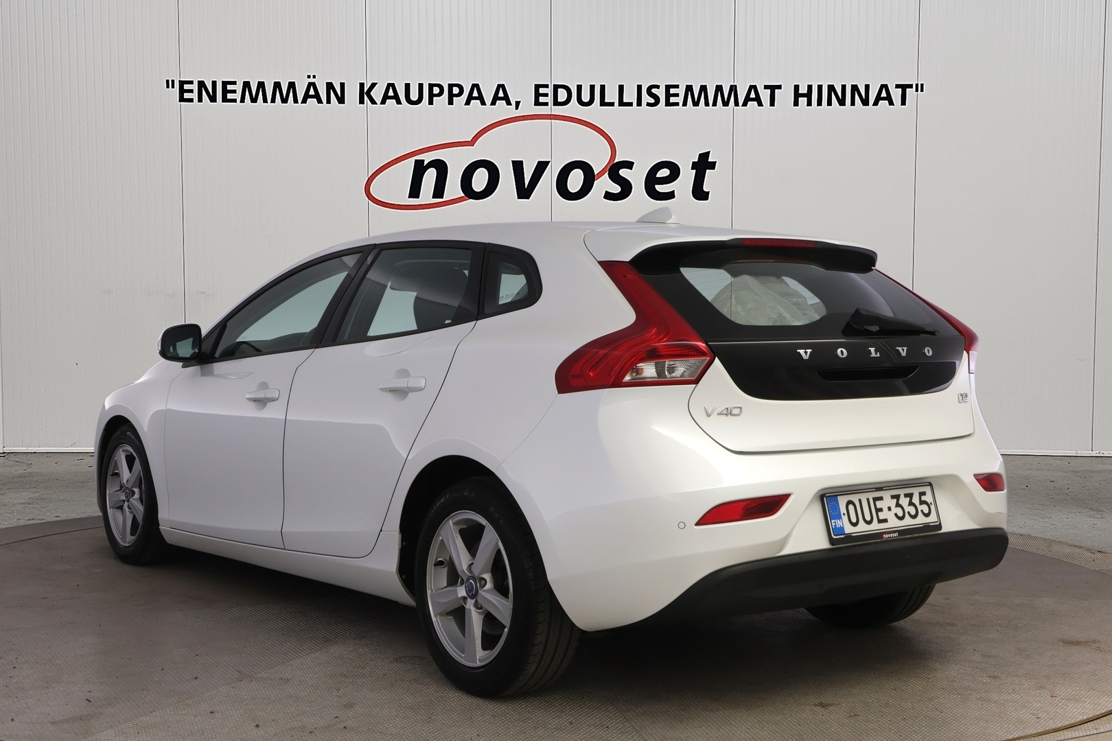 VOLVO V40 2013