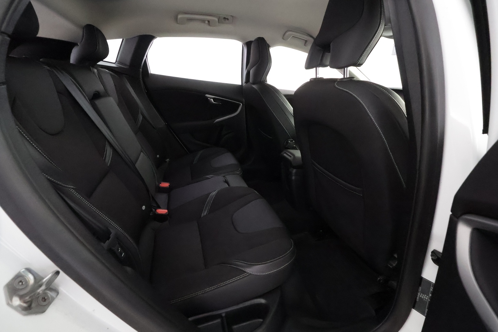 VOLVO V40 2013