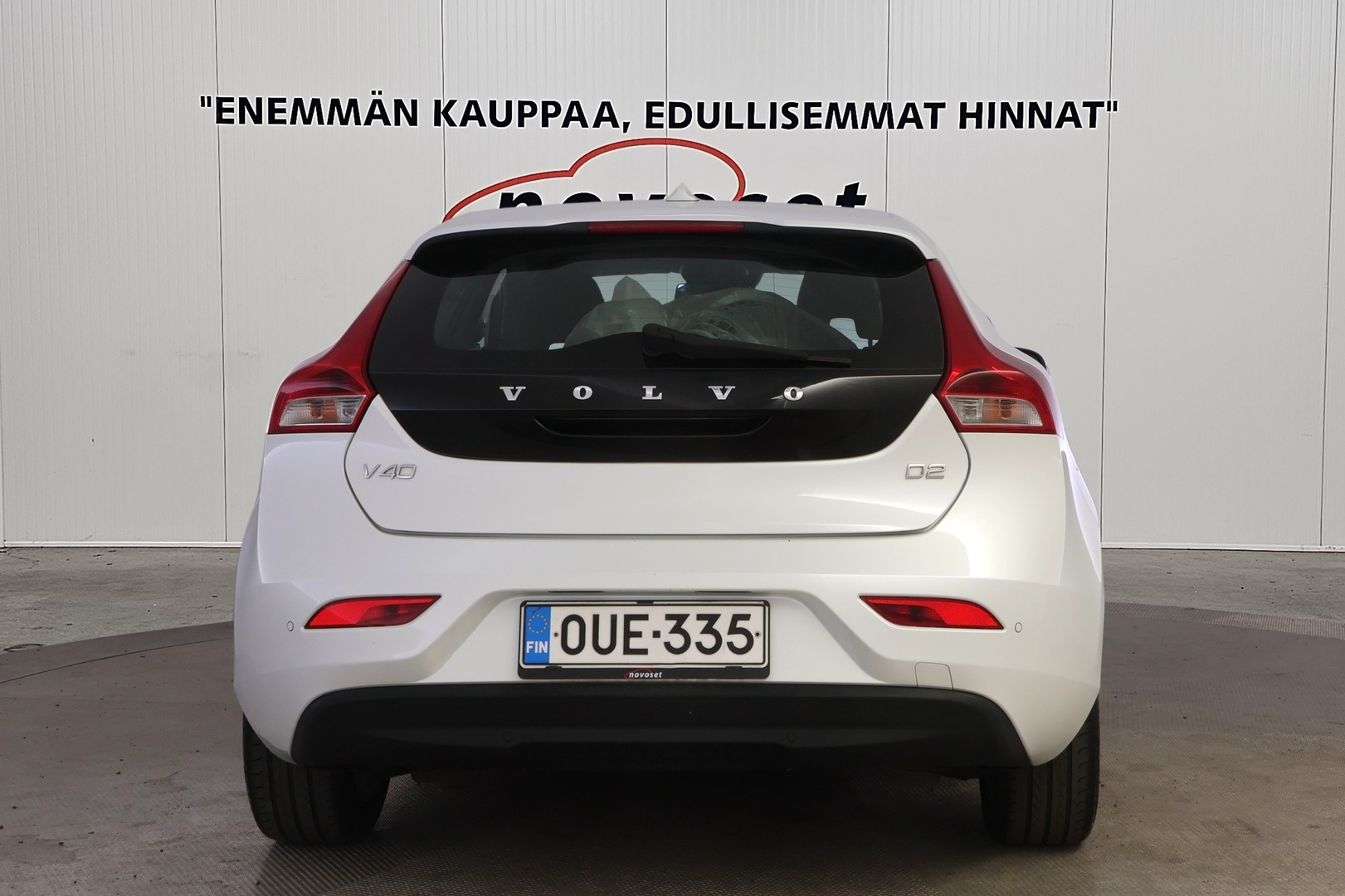 VOLVO V40 2013