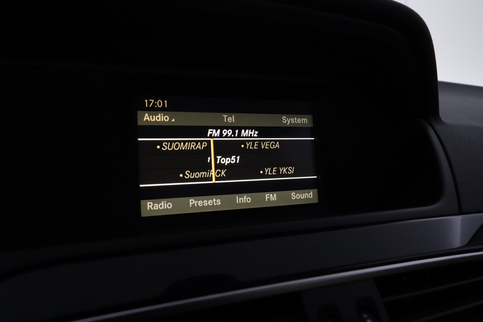 MERCEDES-BENZ C 2012