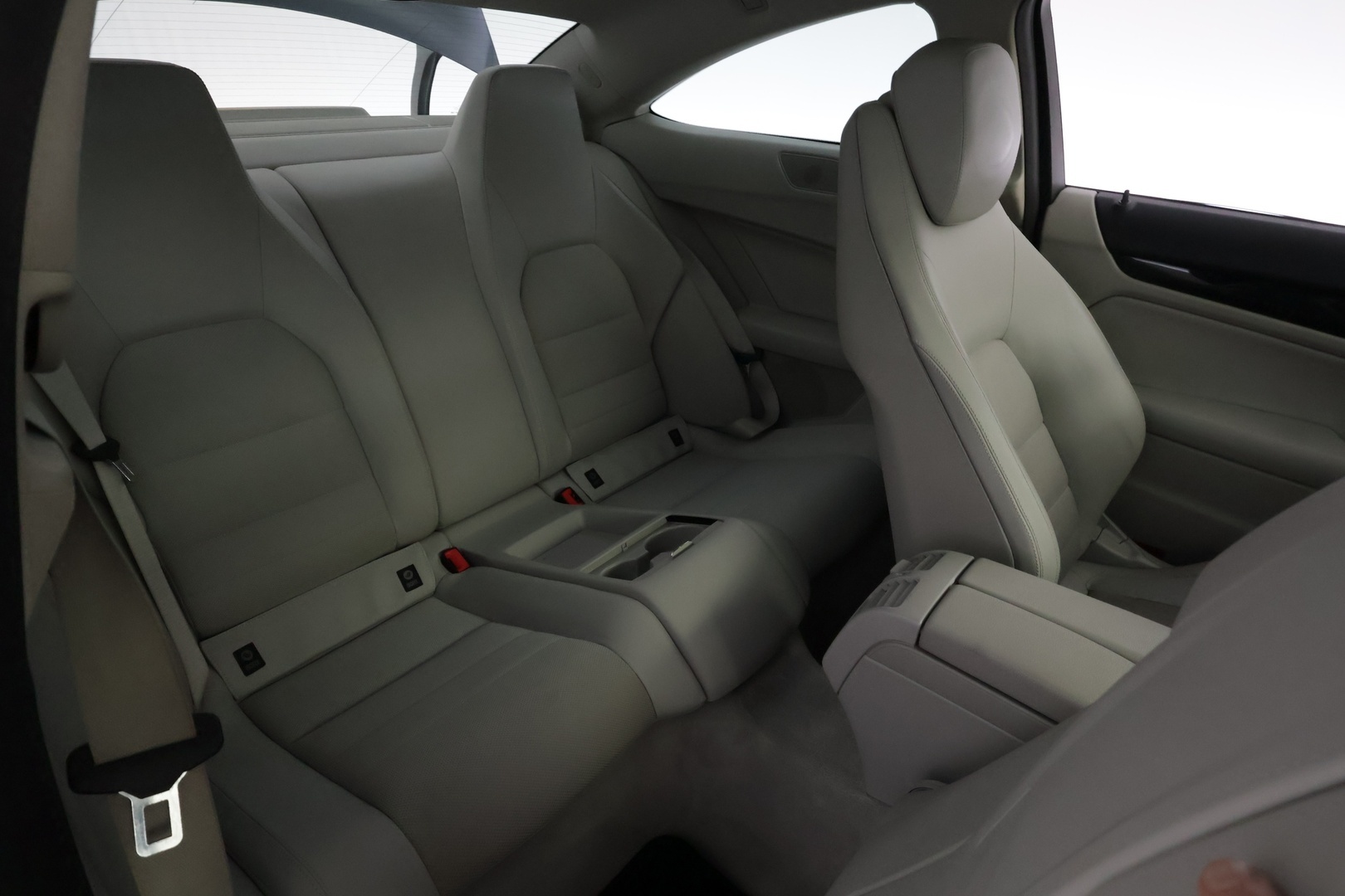 MERCEDES-BENZ C 2012