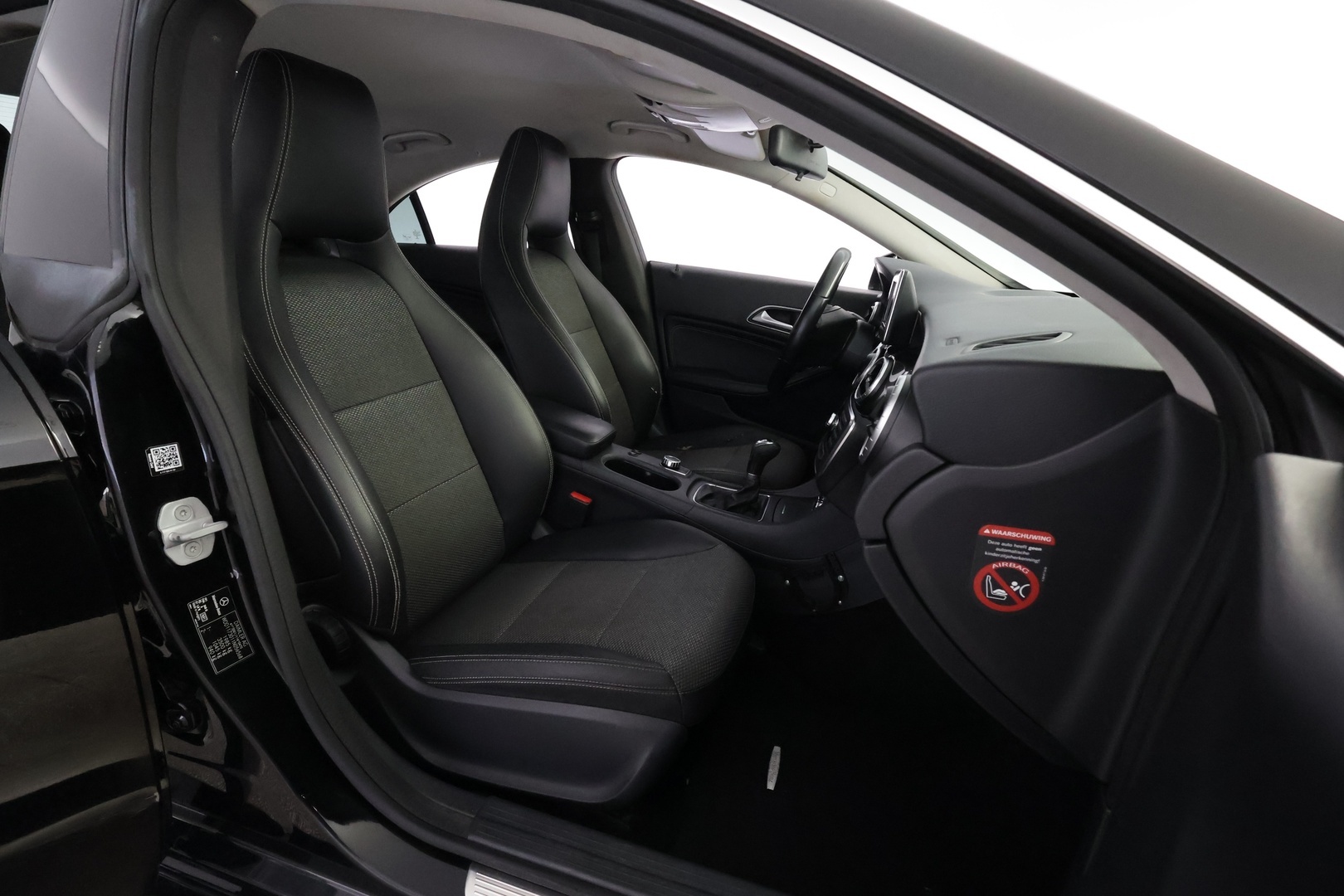MERCEDES-BENZ CLA 2014