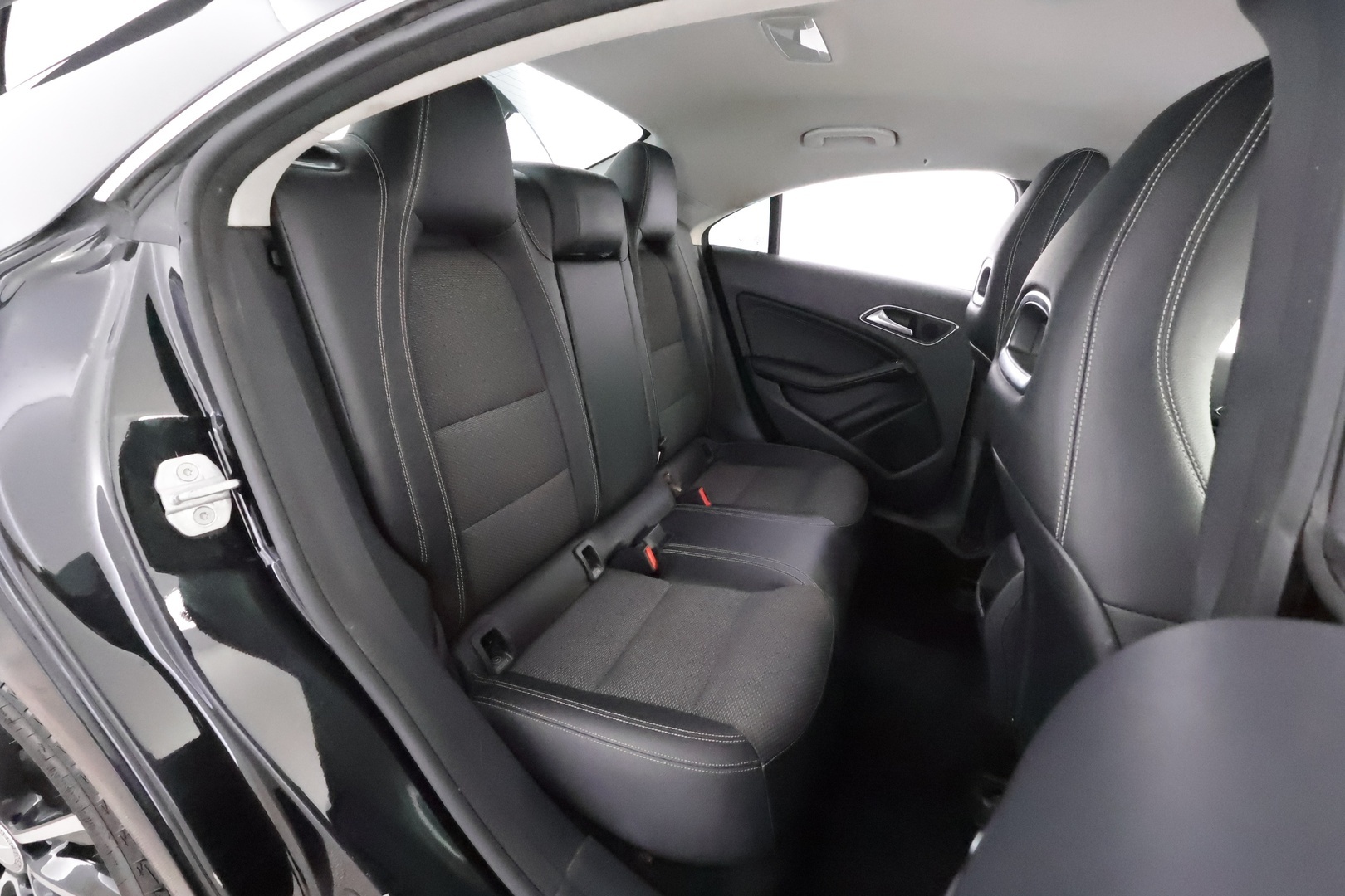 MERCEDES-BENZ CLA 2014