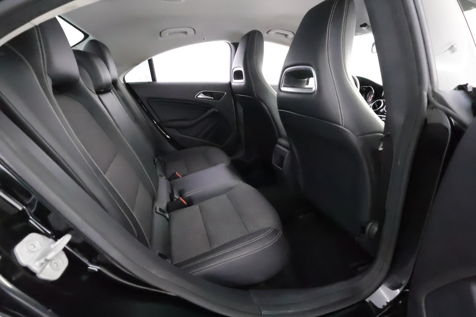 MERCEDES-BENZ CLA 2014
