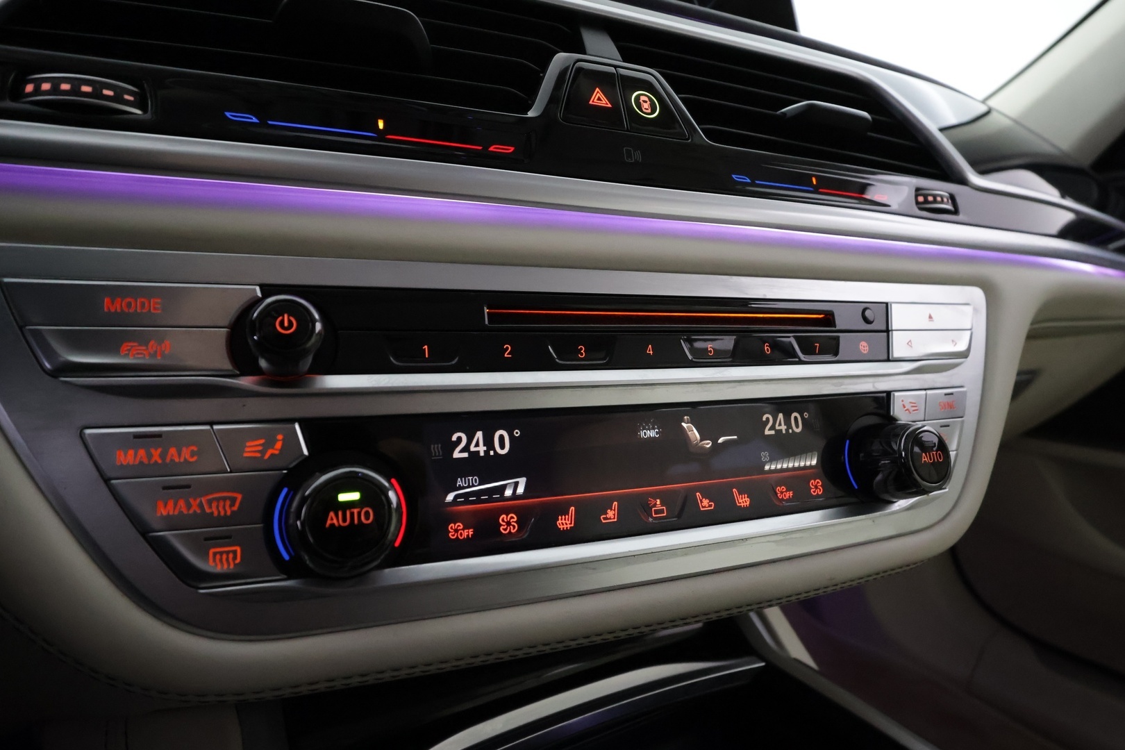 BMW 740 2016