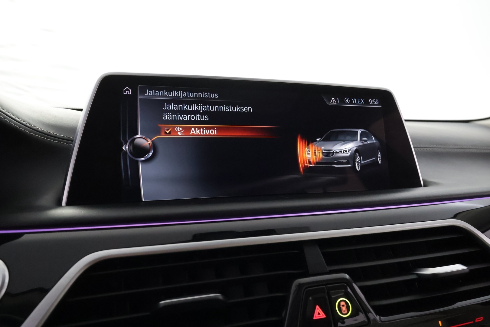 BMW 740 2016