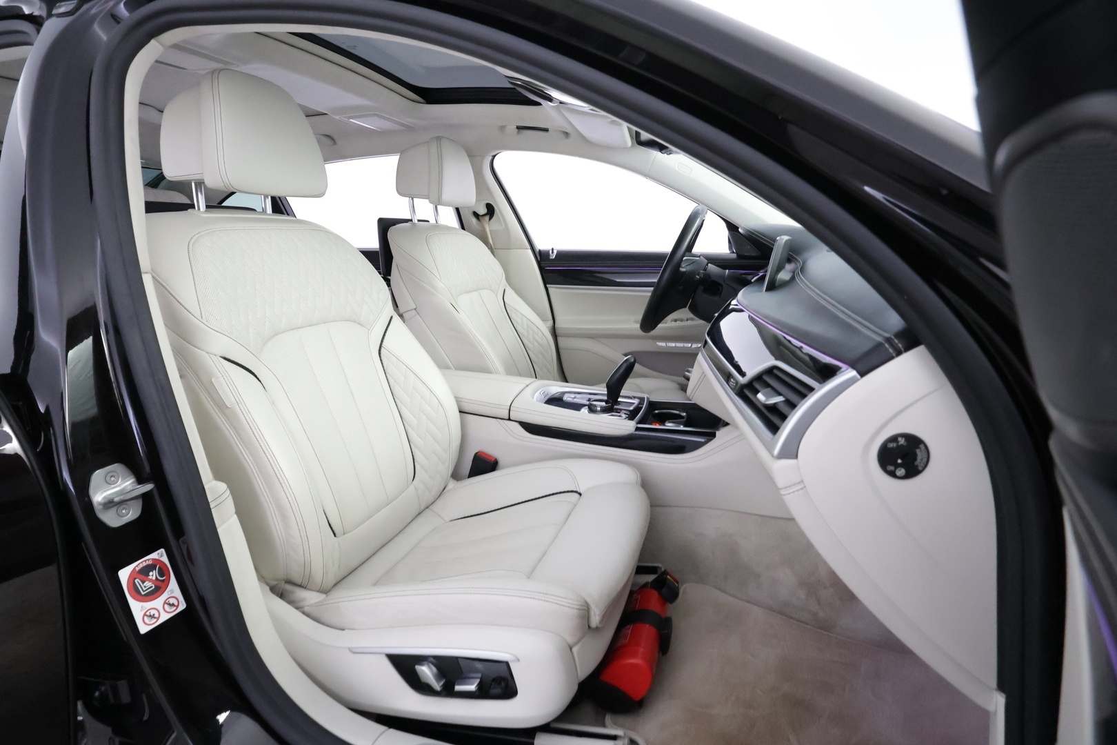 BMW 740 2016