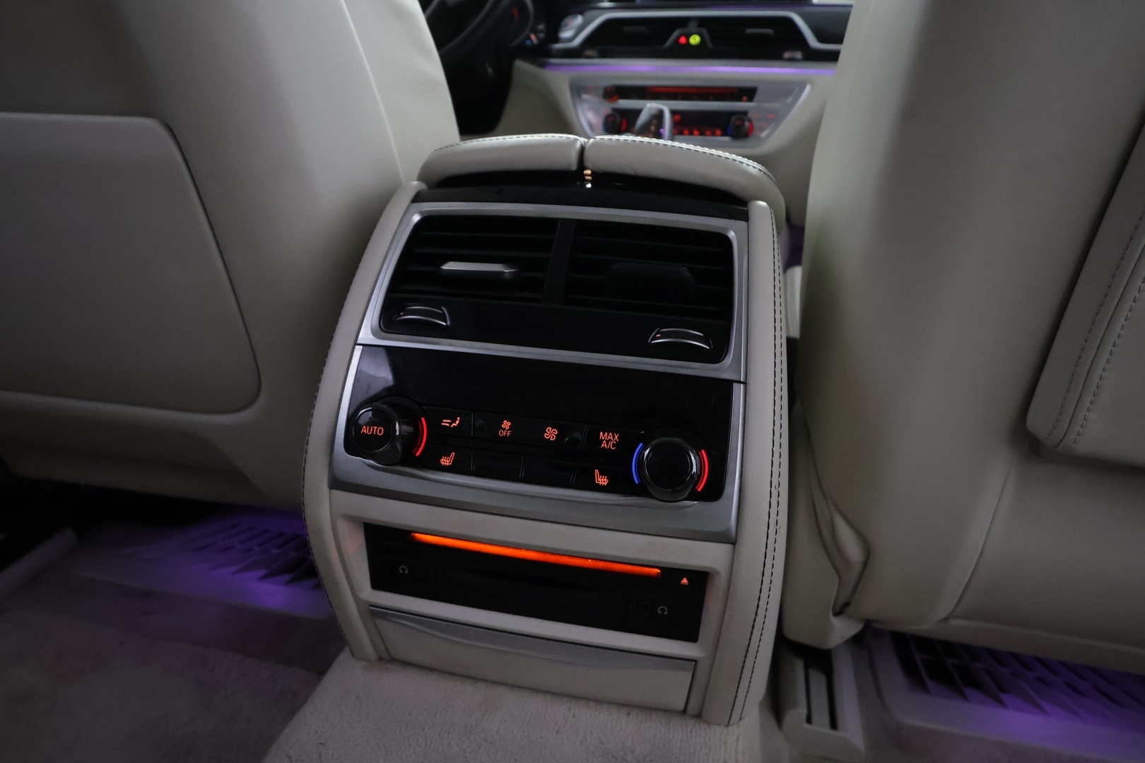 BMW 740 2016