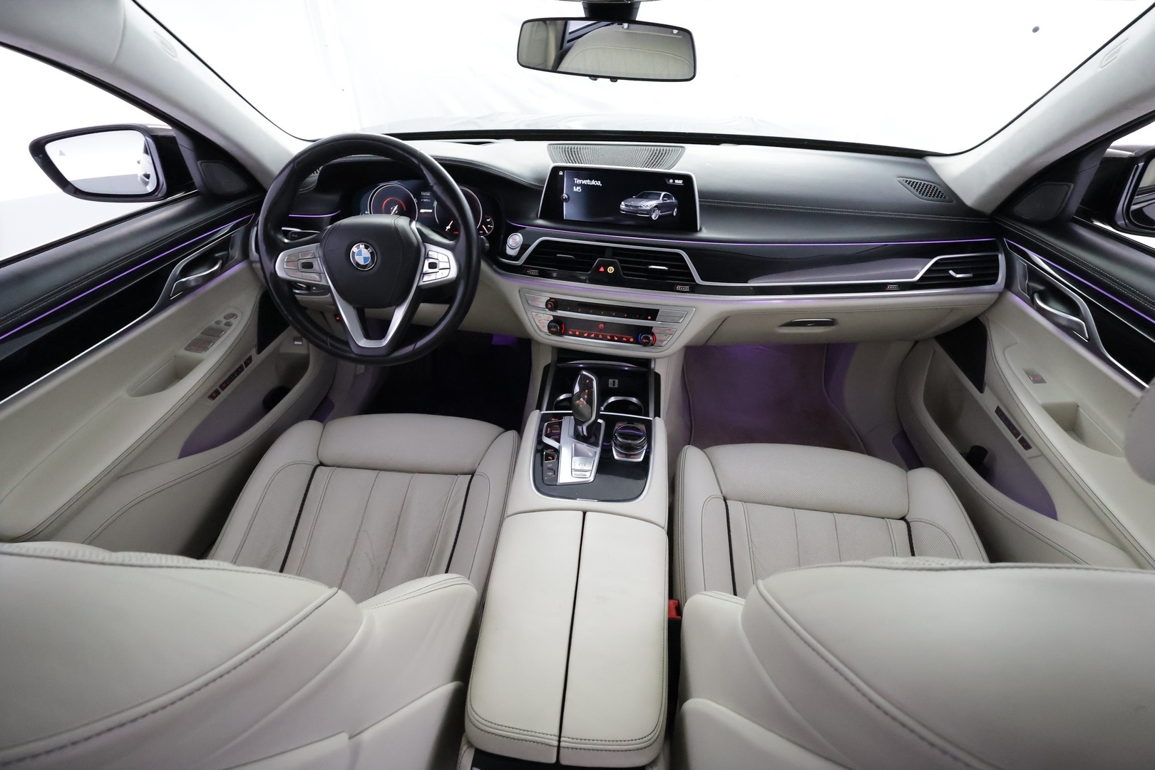 BMW 740 2016