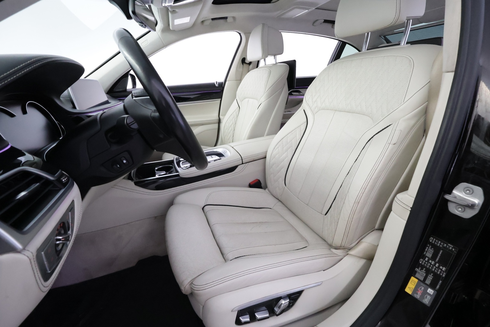 BMW 740 2016
