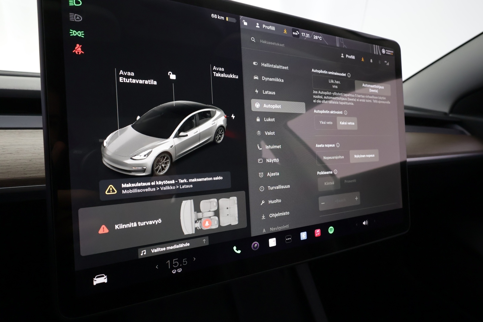 TESLA Model 3 2021