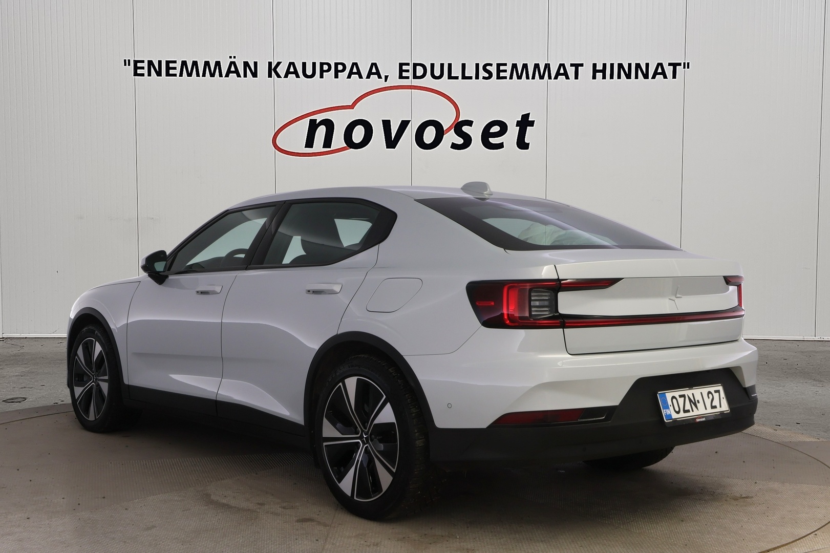 POLESTAR 2 2023
