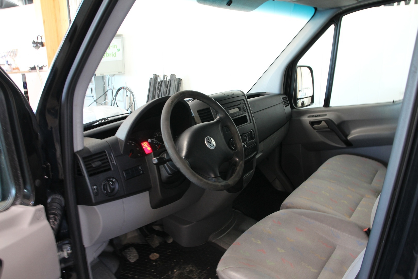 VOLKSWAGEN Crafter 2011
