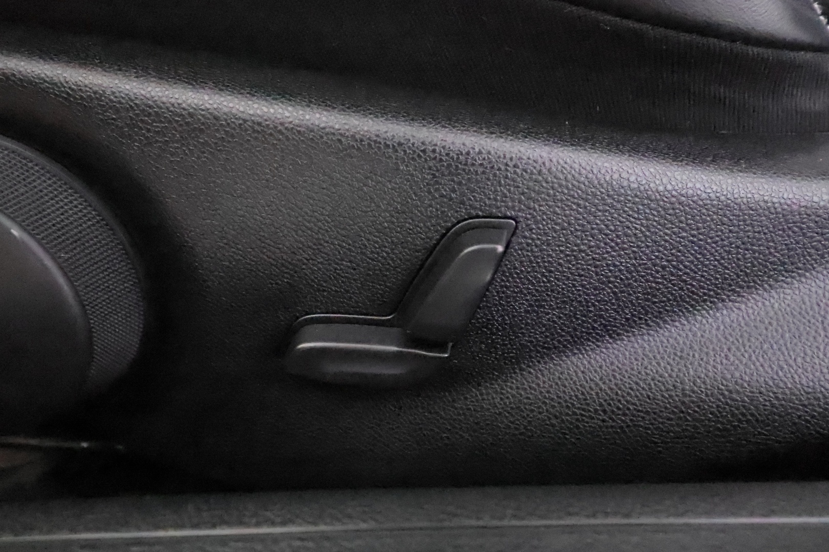 MERCEDES-BENZ E 2009