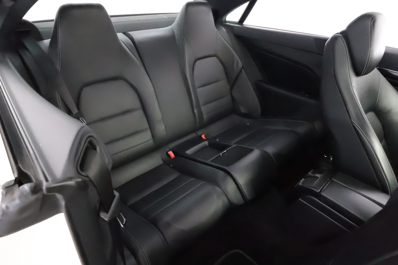 MERCEDES-BENZ E 2009