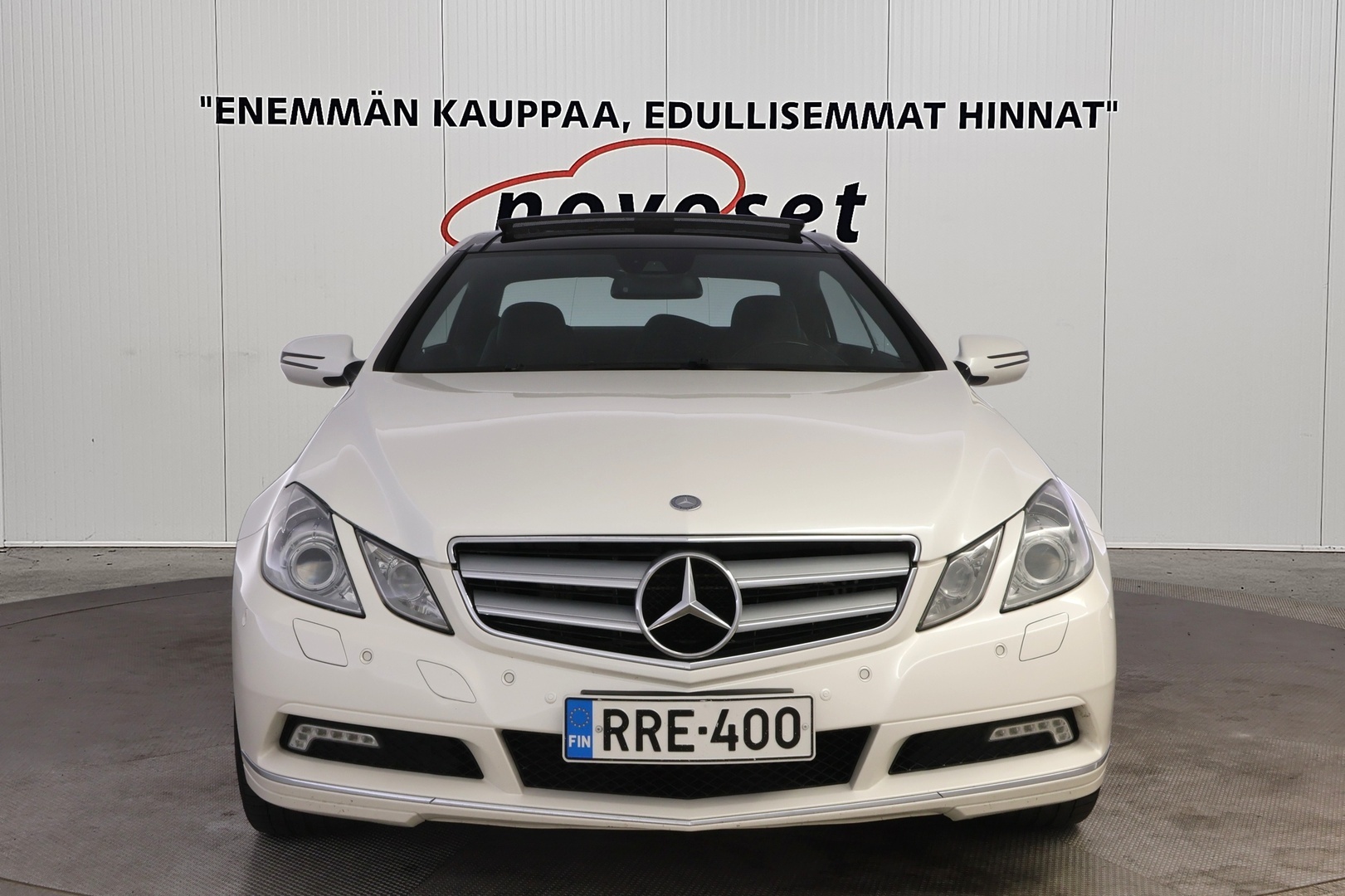 MERCEDES-BENZ E 2009