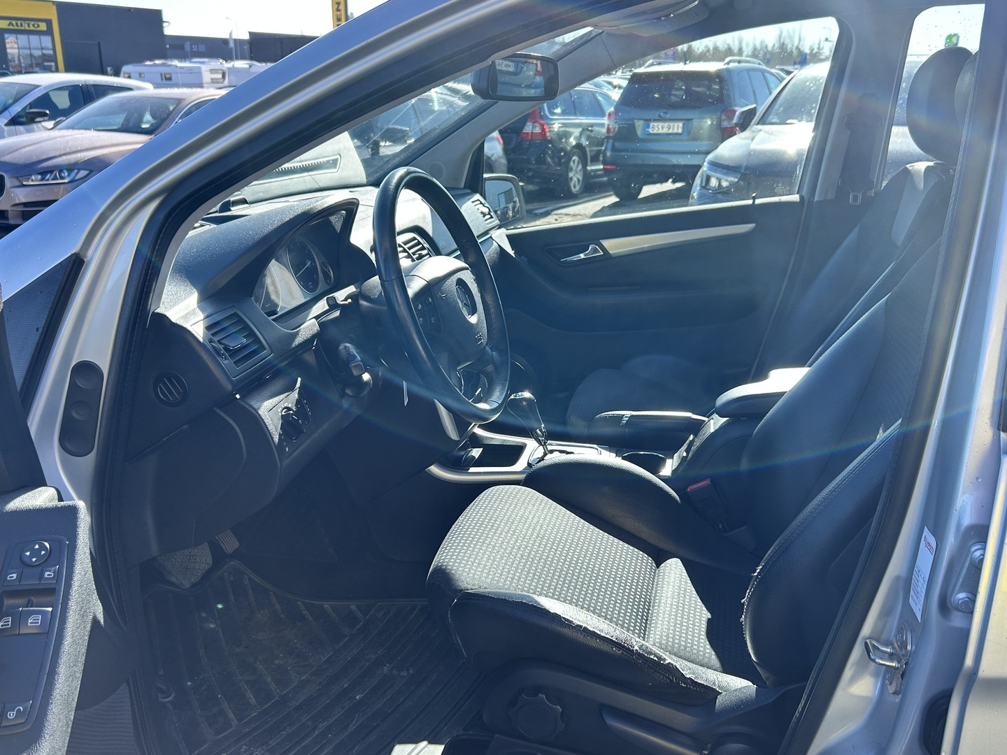 MERCEDES-BENZ B 2009