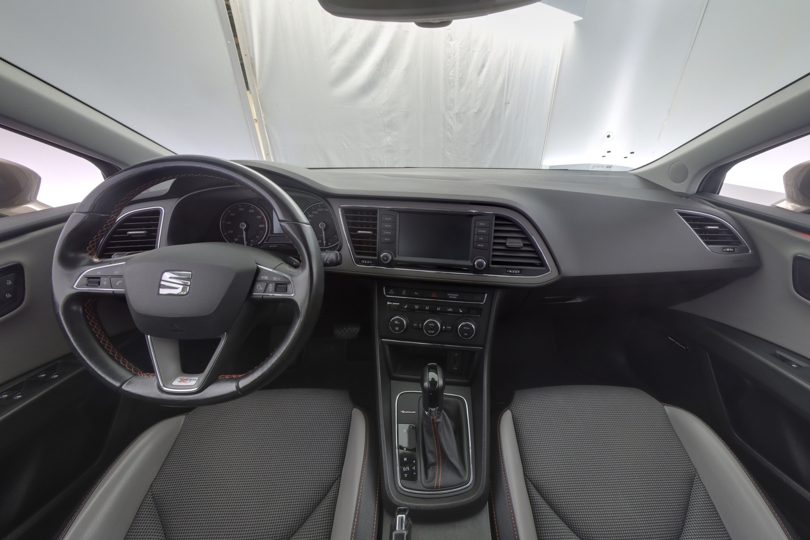 SEAT Leon X-Perience 2016