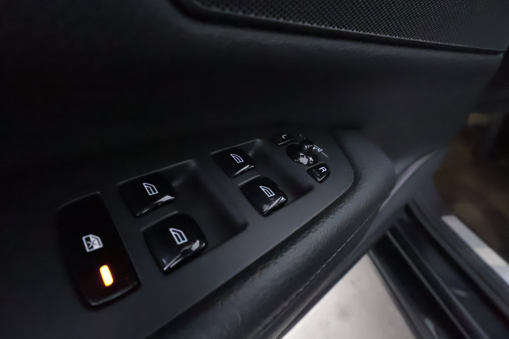 VOLVO V90 2017