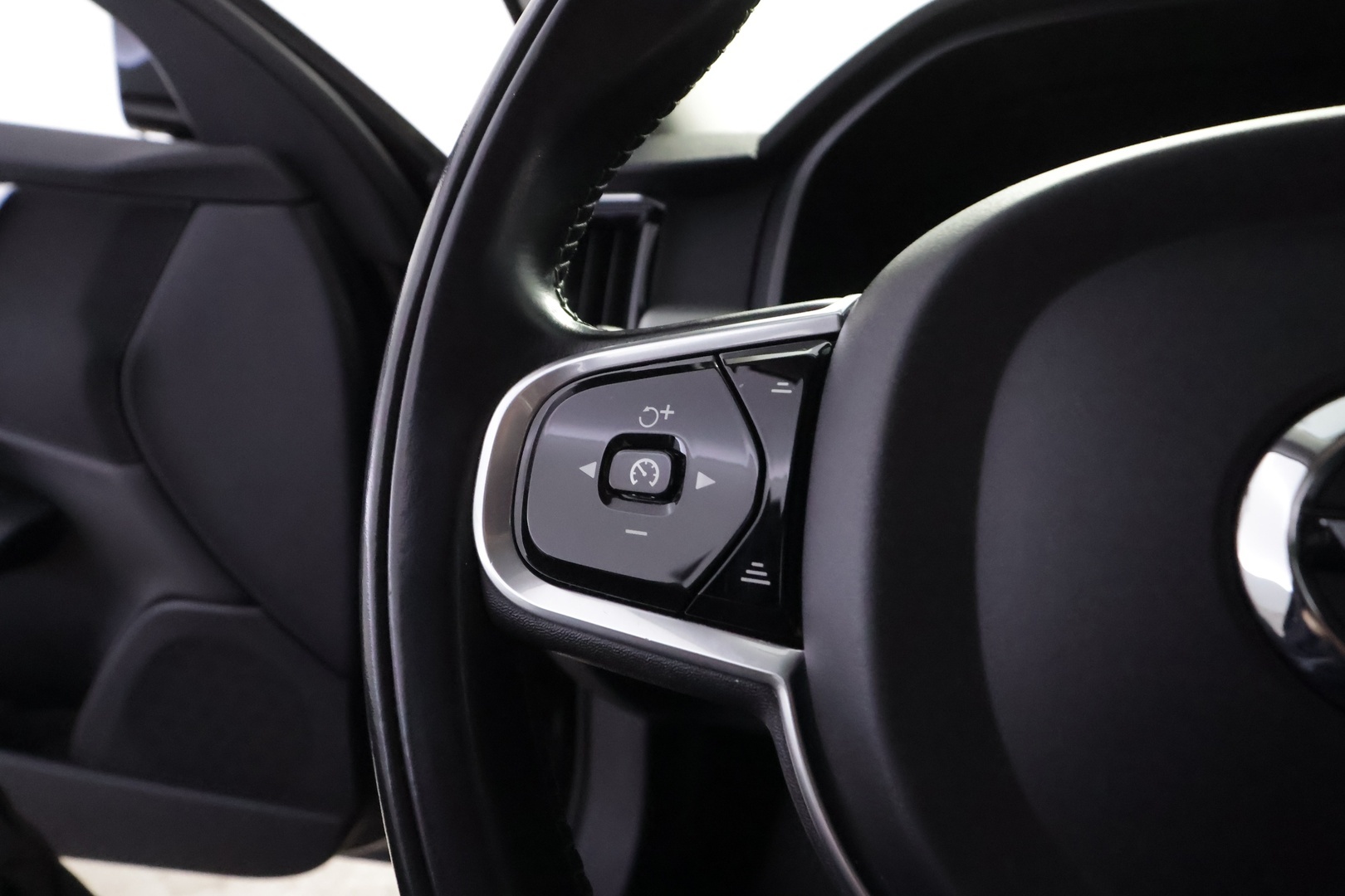 VOLVO V90 2017