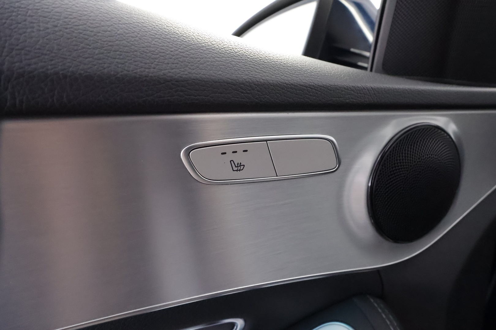 MERCEDES-BENZ C 2016