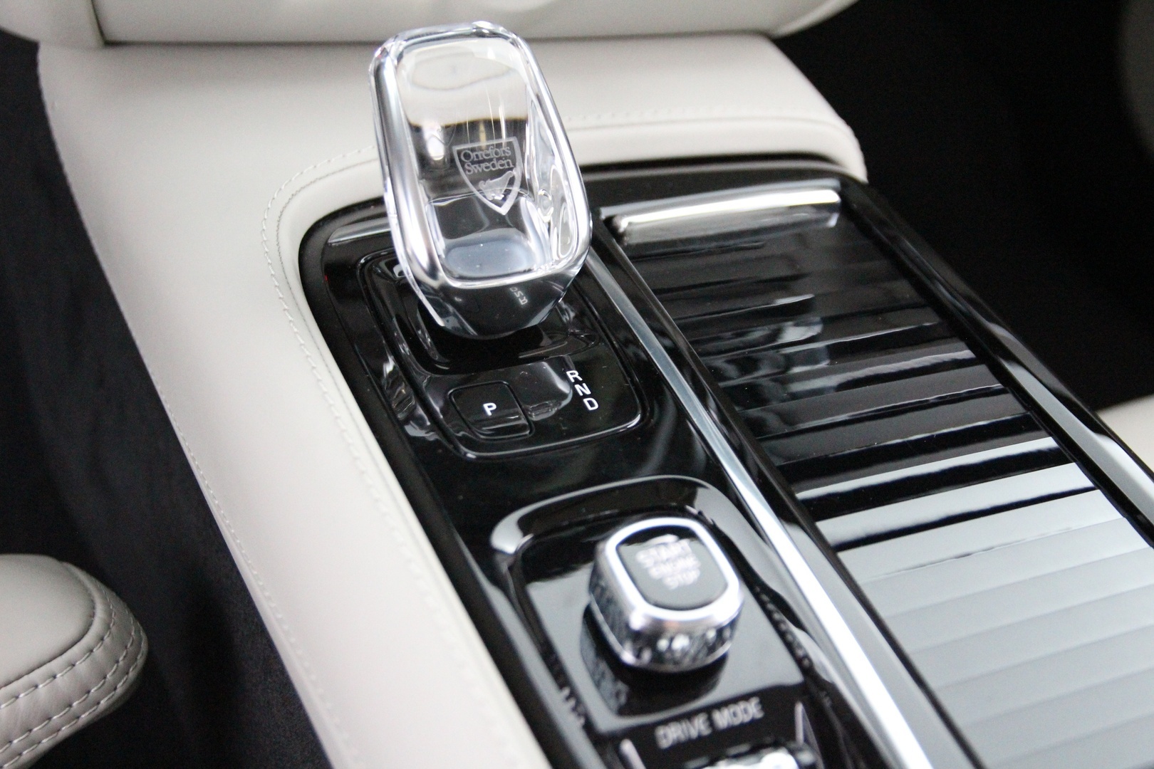 VOLVO V90 2020