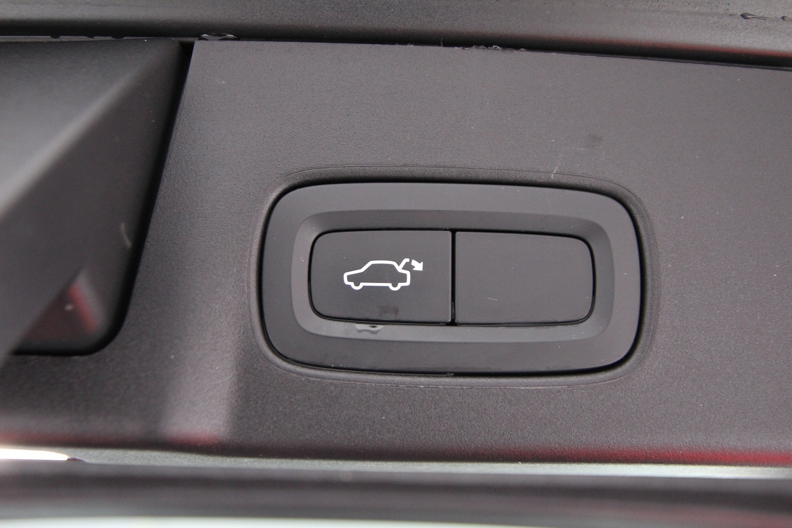 VOLVO V90 2020