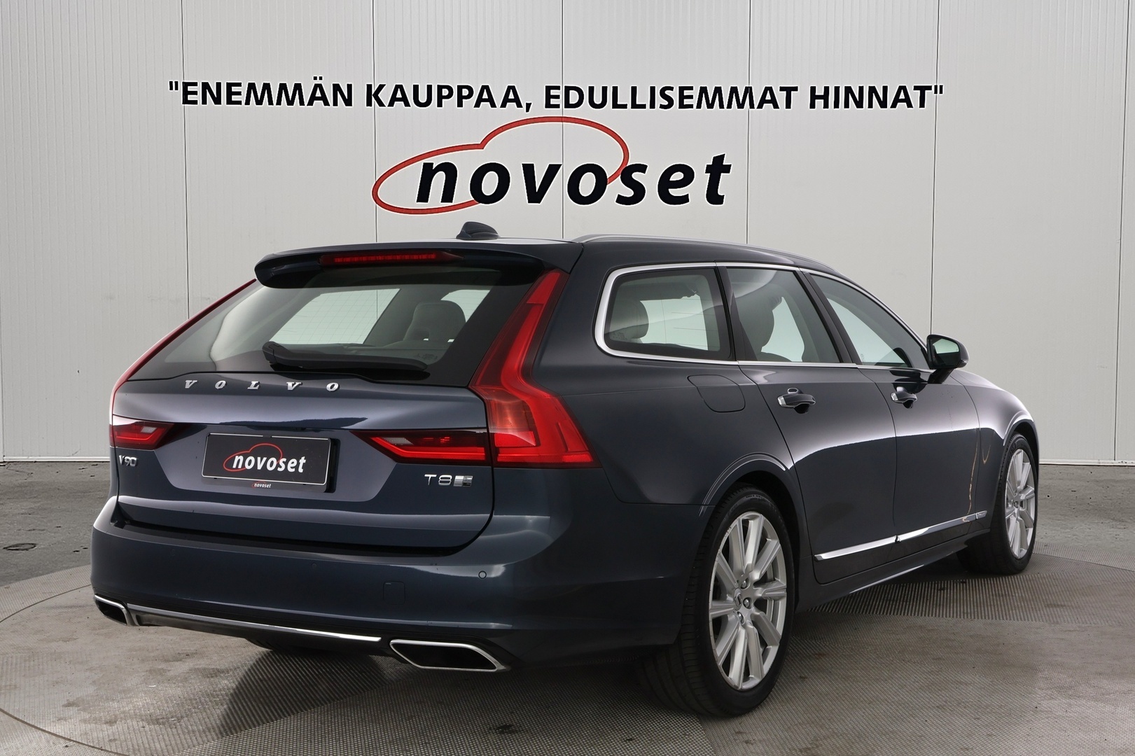 VOLVO V90 2020