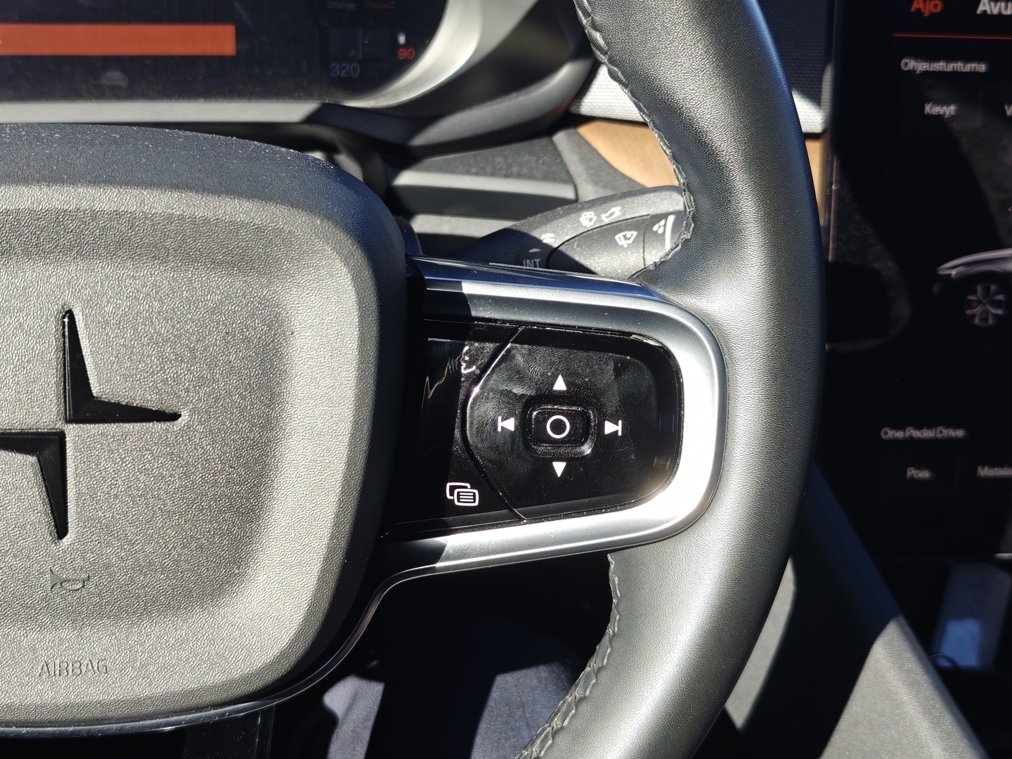 POLESTAR 2 2022