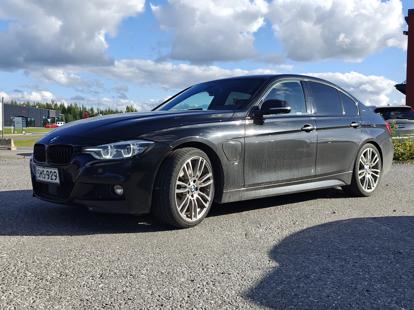 BMW 330 2017