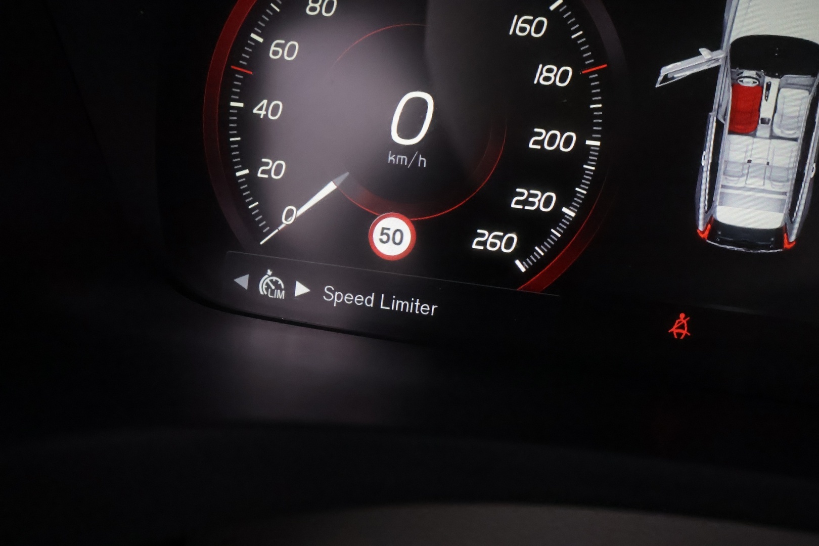 VOLVO V90 2021
