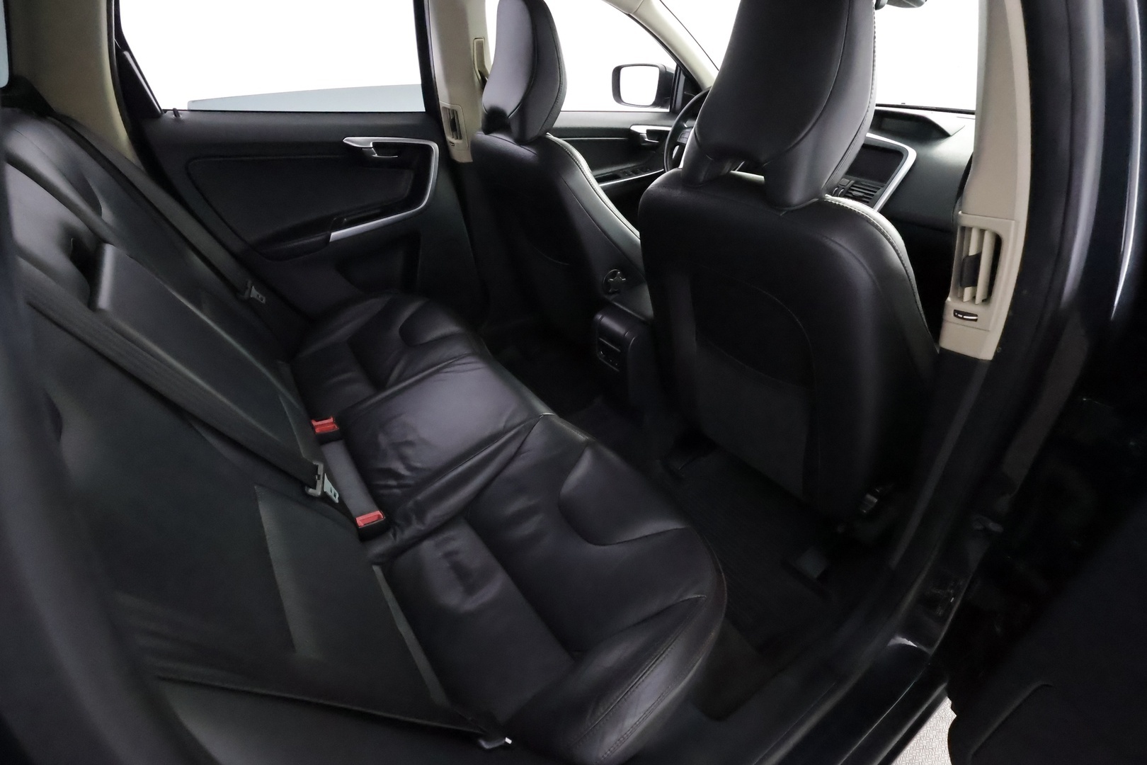VOLVO XC60 2010