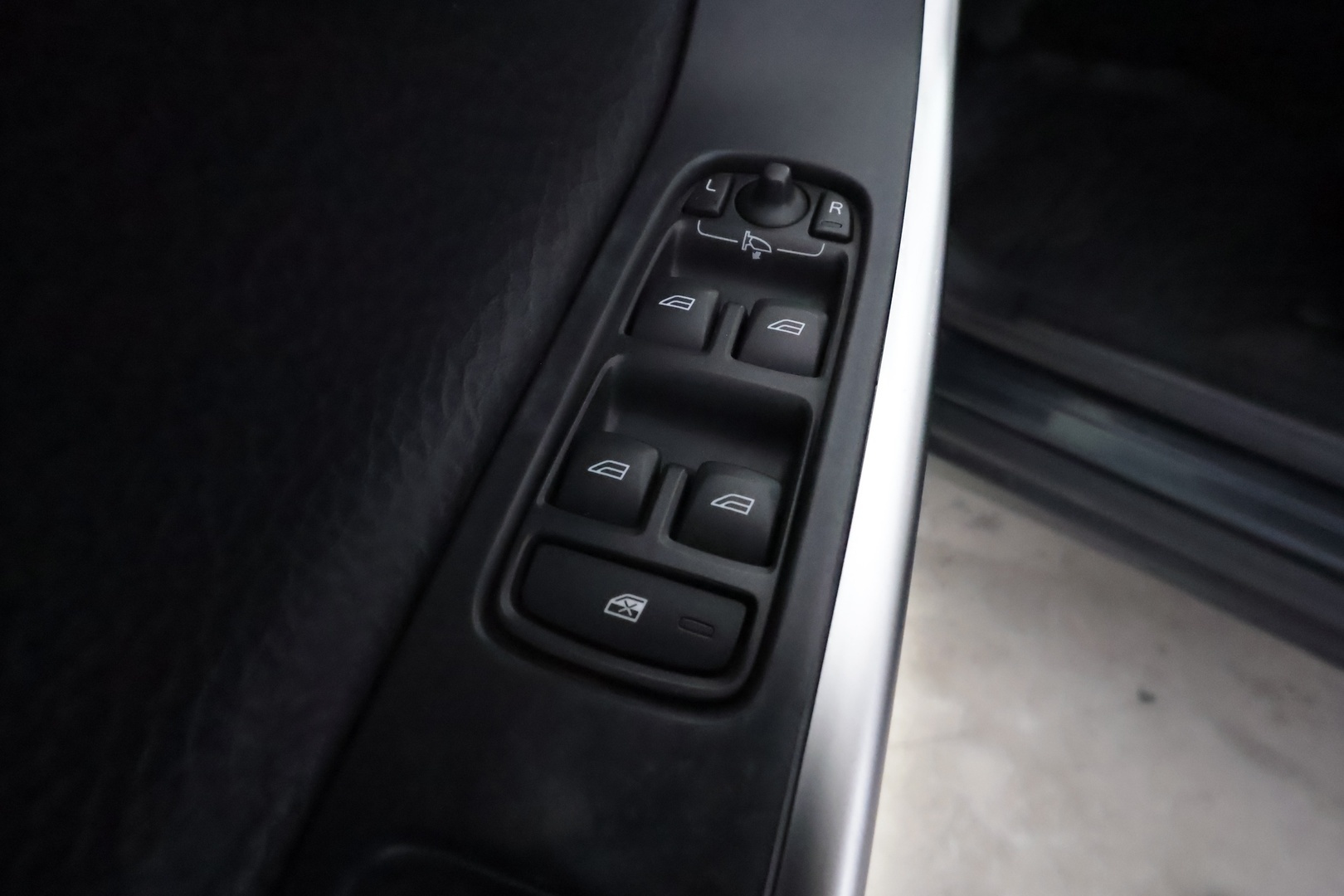 VOLVO XC60 2010