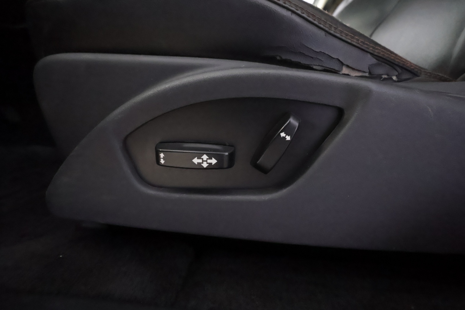 VOLVO XC60 2010