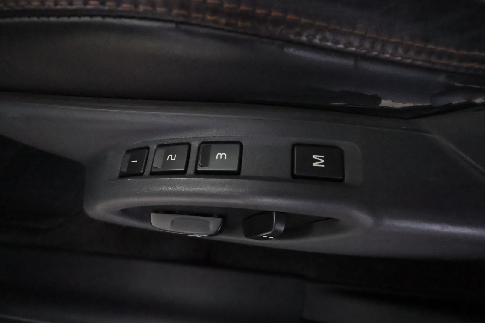 VOLVO XC60 2010
