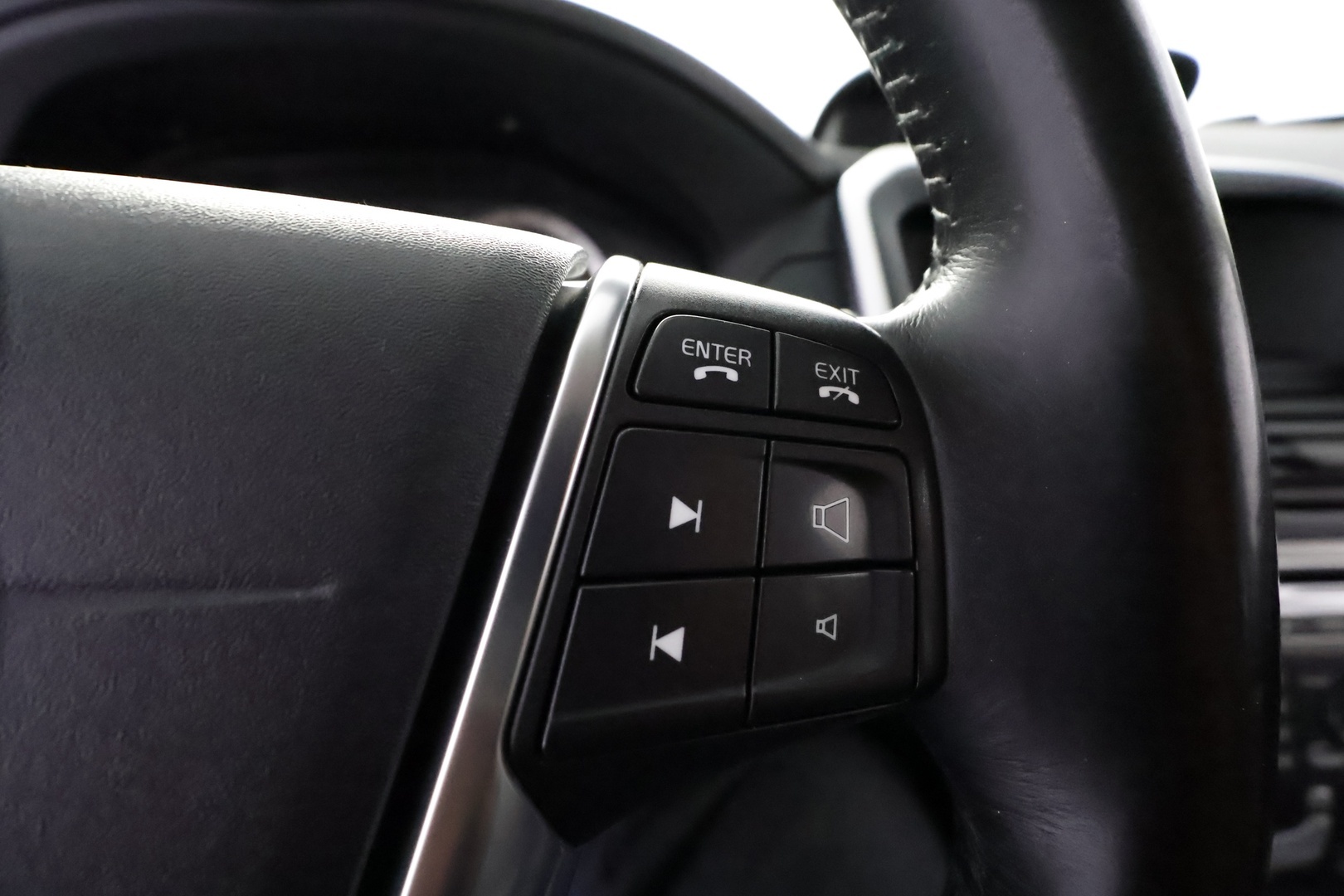 VOLVO XC60 2010