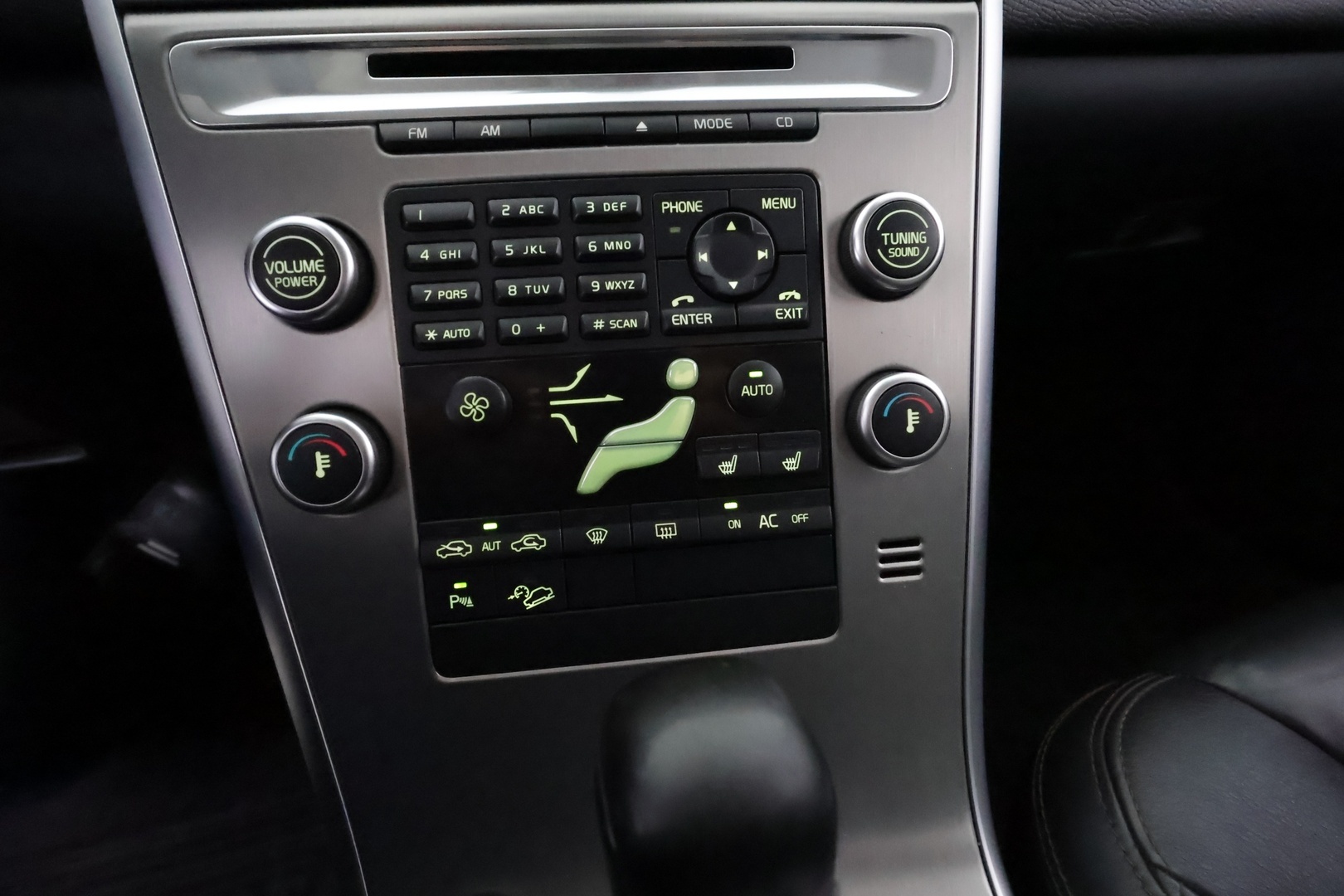 VOLVO XC60 2010