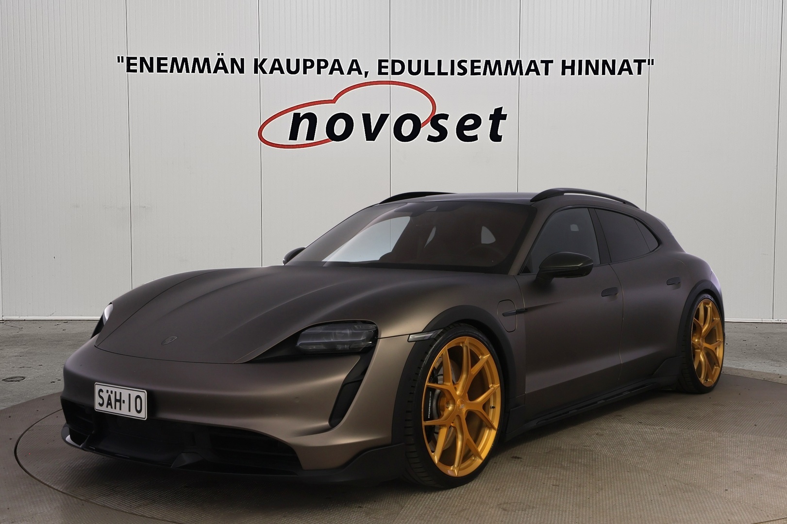 PORSCHE Taycan 2022