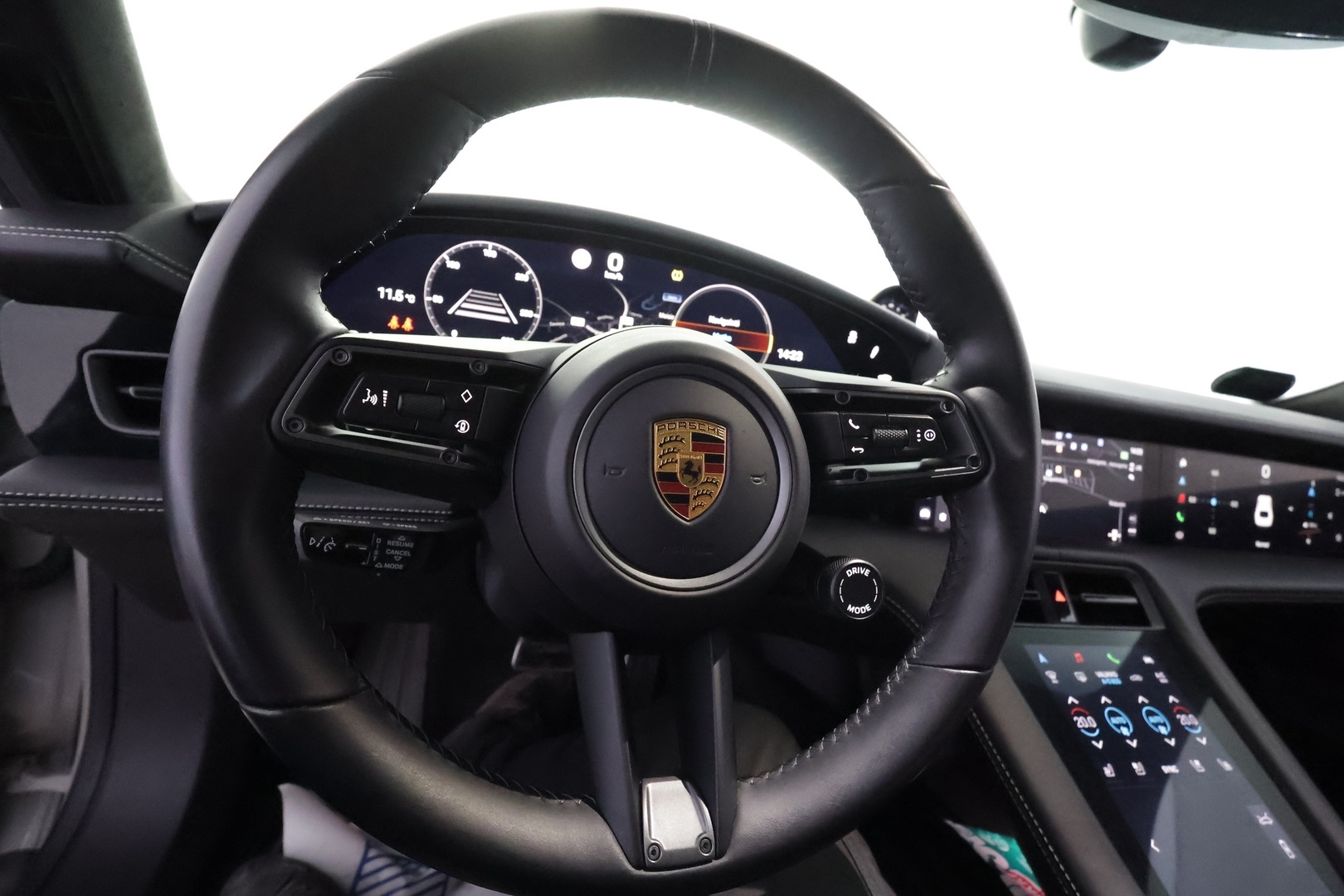 PORSCHE Taycan 2022
