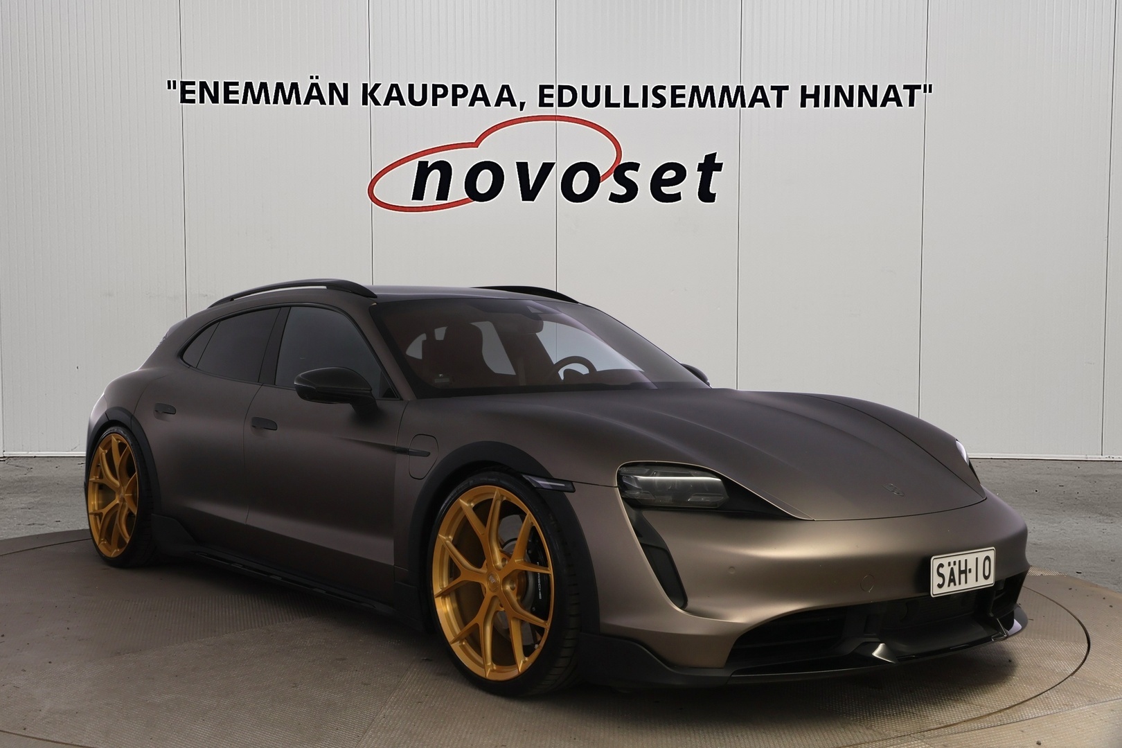 PORSCHE Taycan 2022