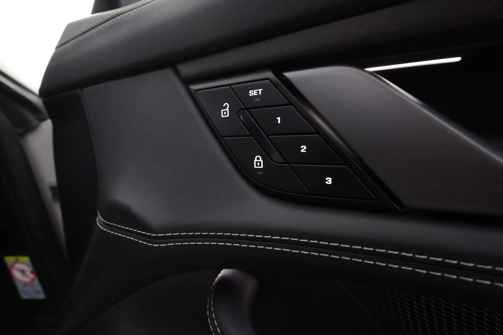 PORSCHE Taycan 2022