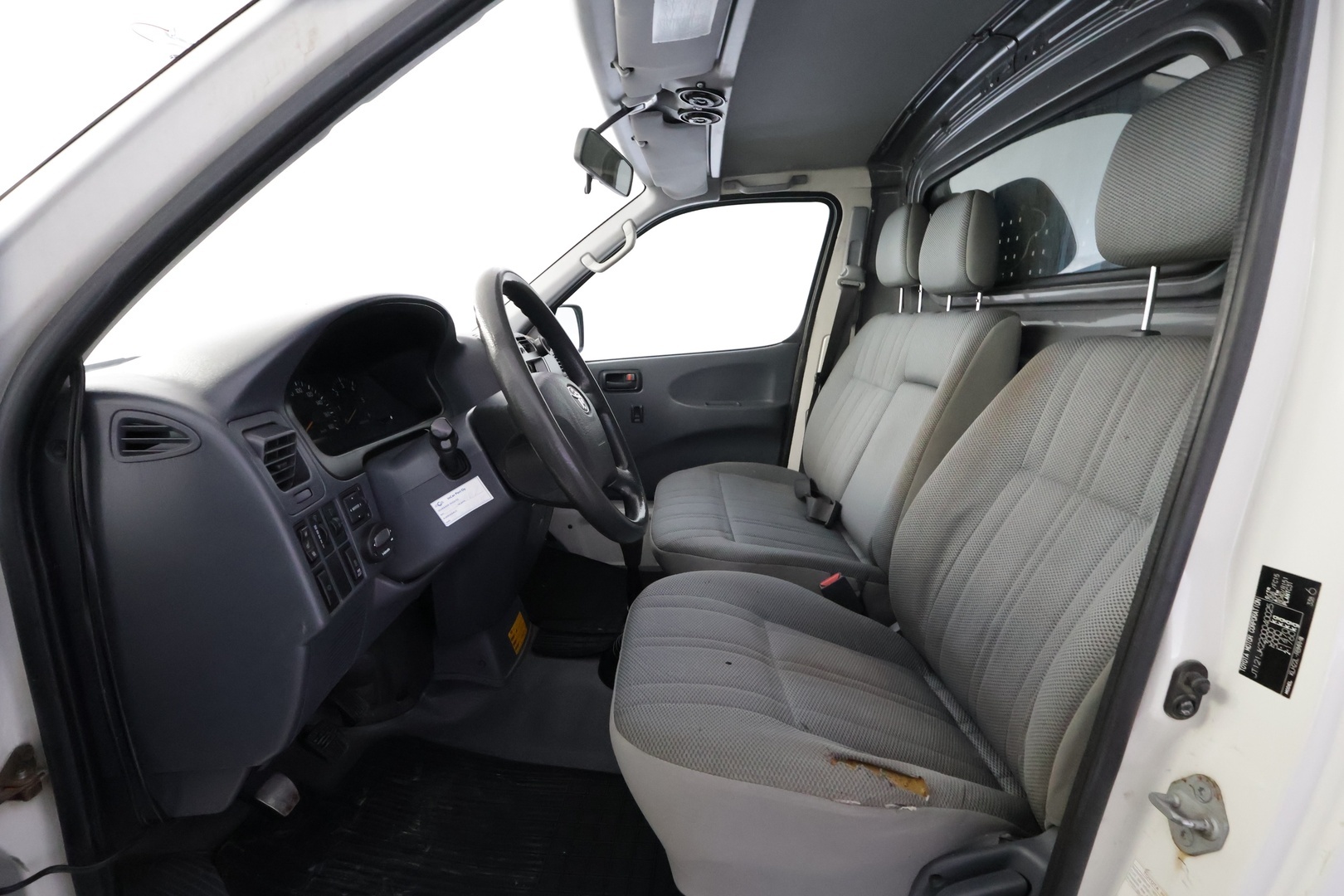 TOYOTA Hiace 2008