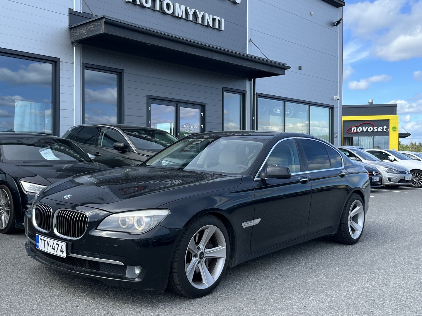 BMW 730 2009