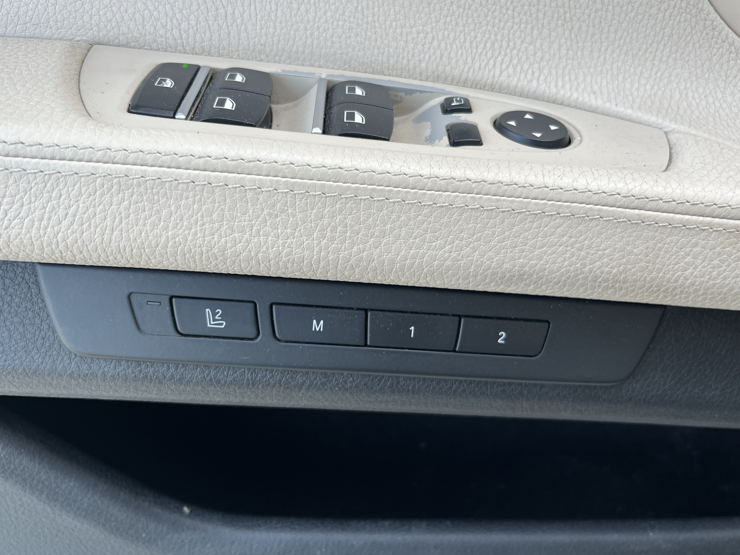 BMW 730 2009