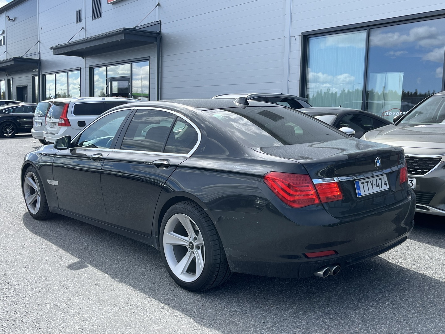 BMW 730 2009