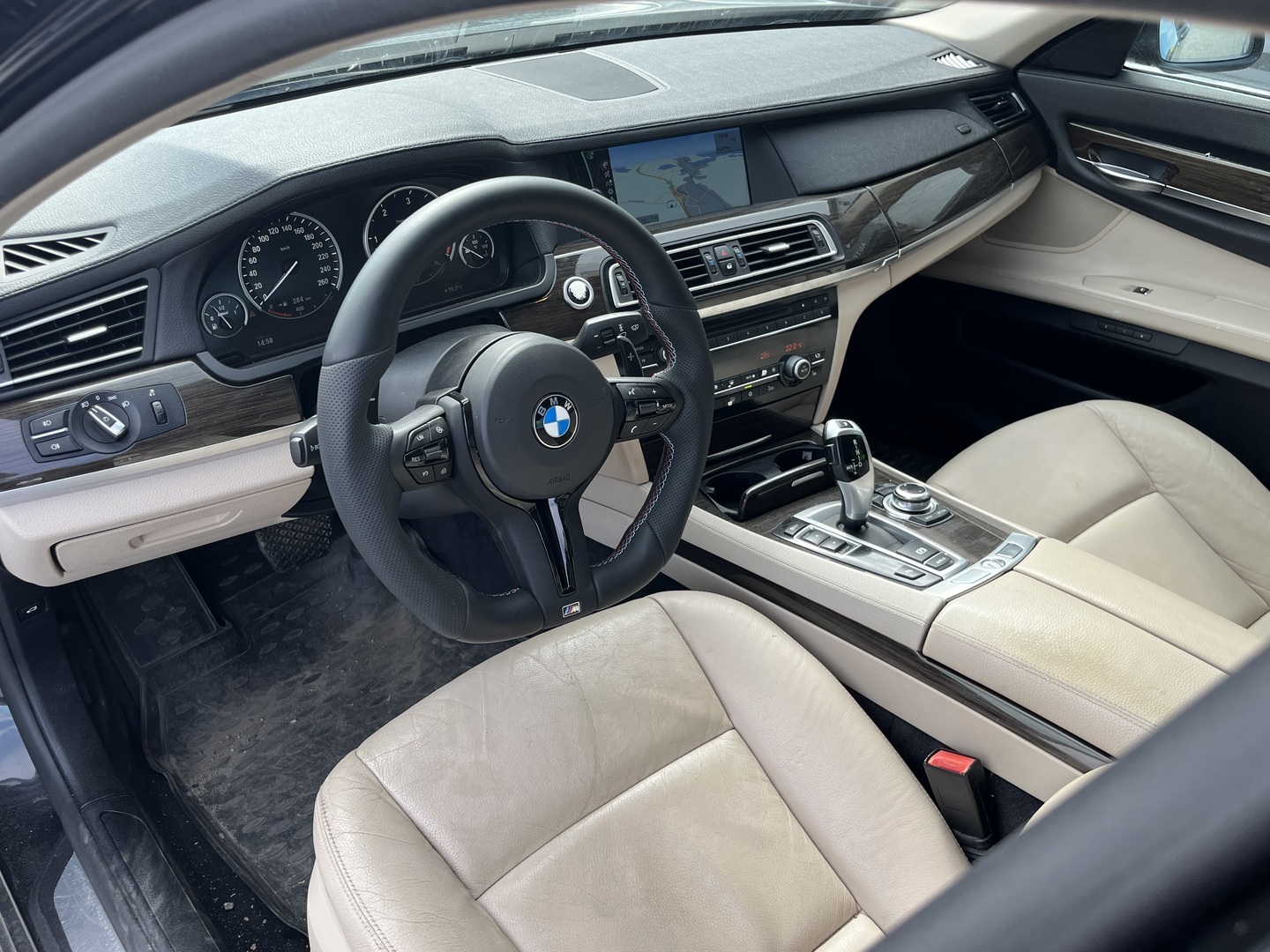 BMW 730 2009