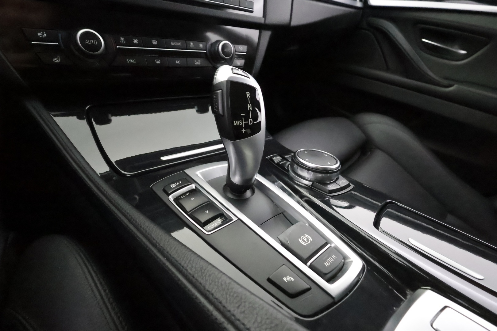 BMW 530 2015